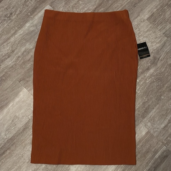 Ribbed skirt and tank top set - Picture 4 of 6